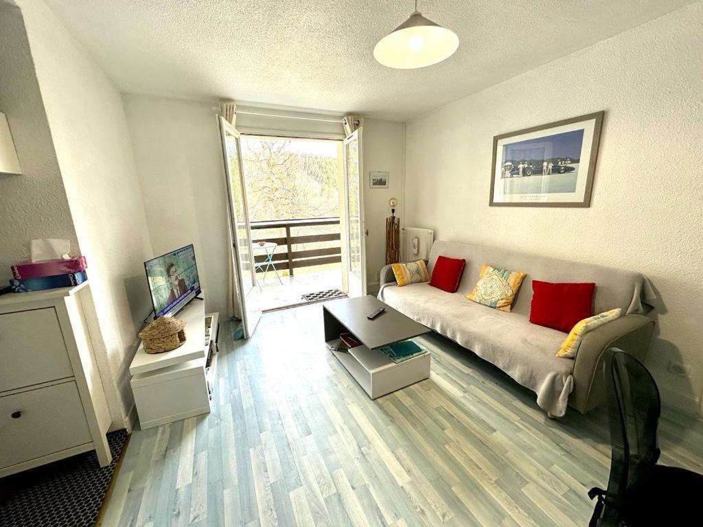 Lo Vedelier D'Aubrac Apartment Лагиол Екстериор снимка